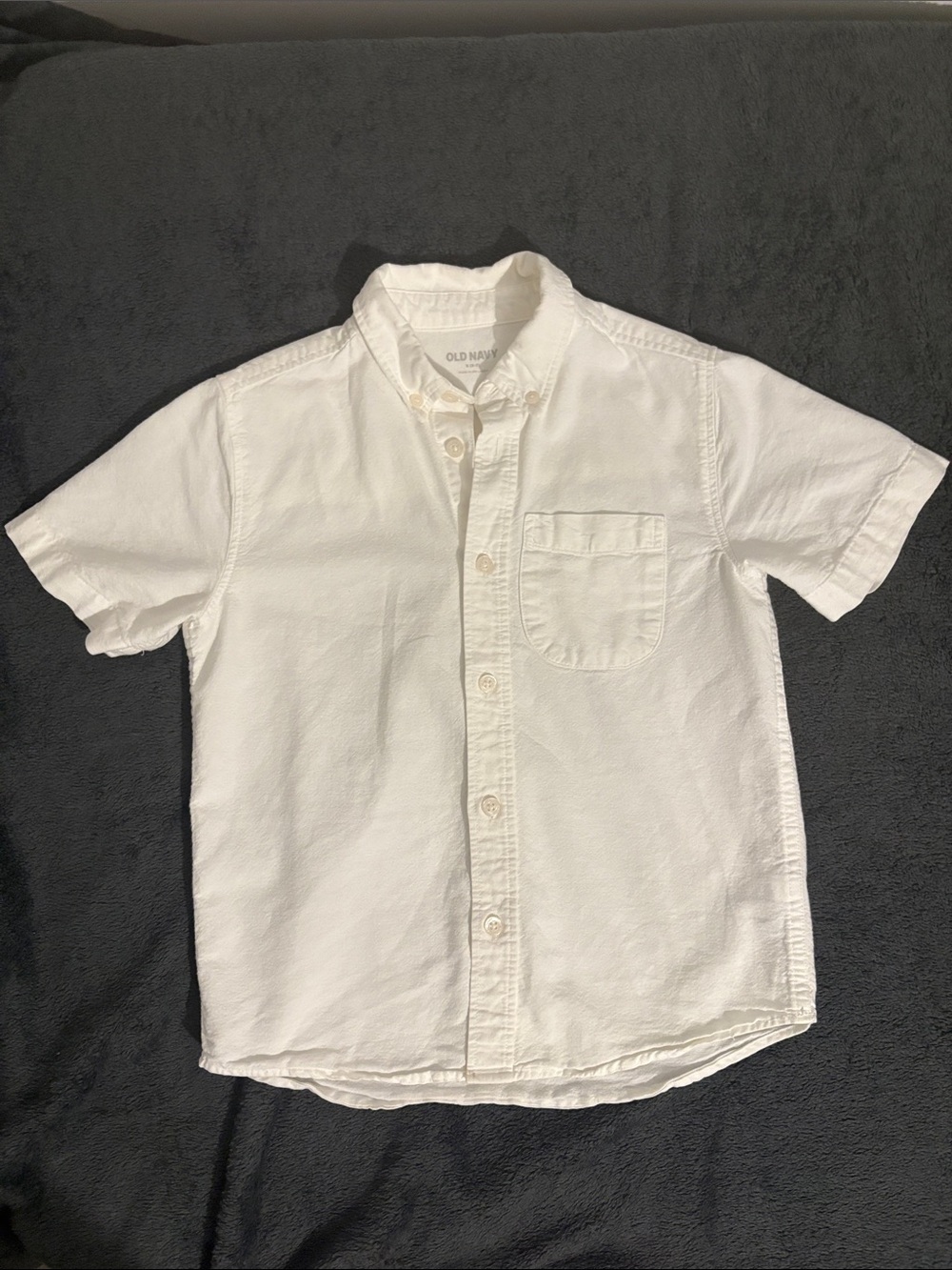 Old Navy cropped short-sleeve button up